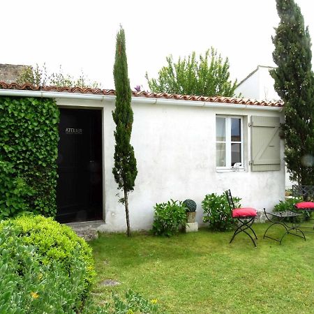 Le Clos Du Vieux Porche La Couarde-sur-Mer Luaran gambar